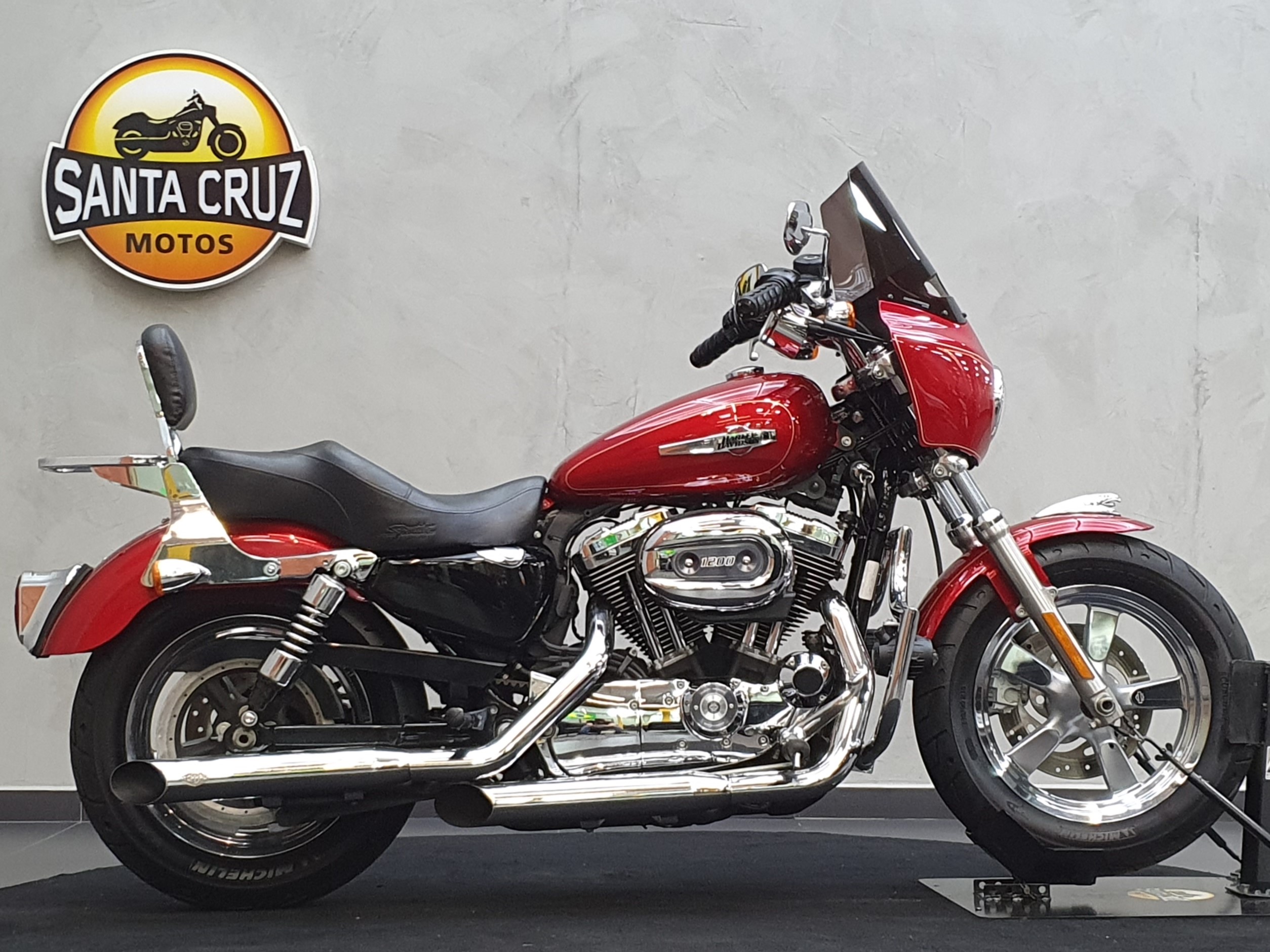 MOTO SANTACRUZ